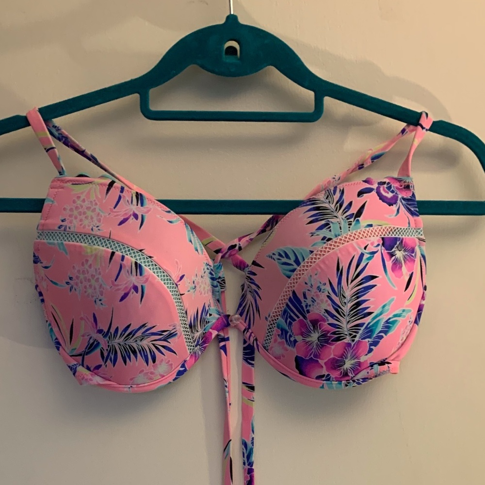 Cute floral bikini top